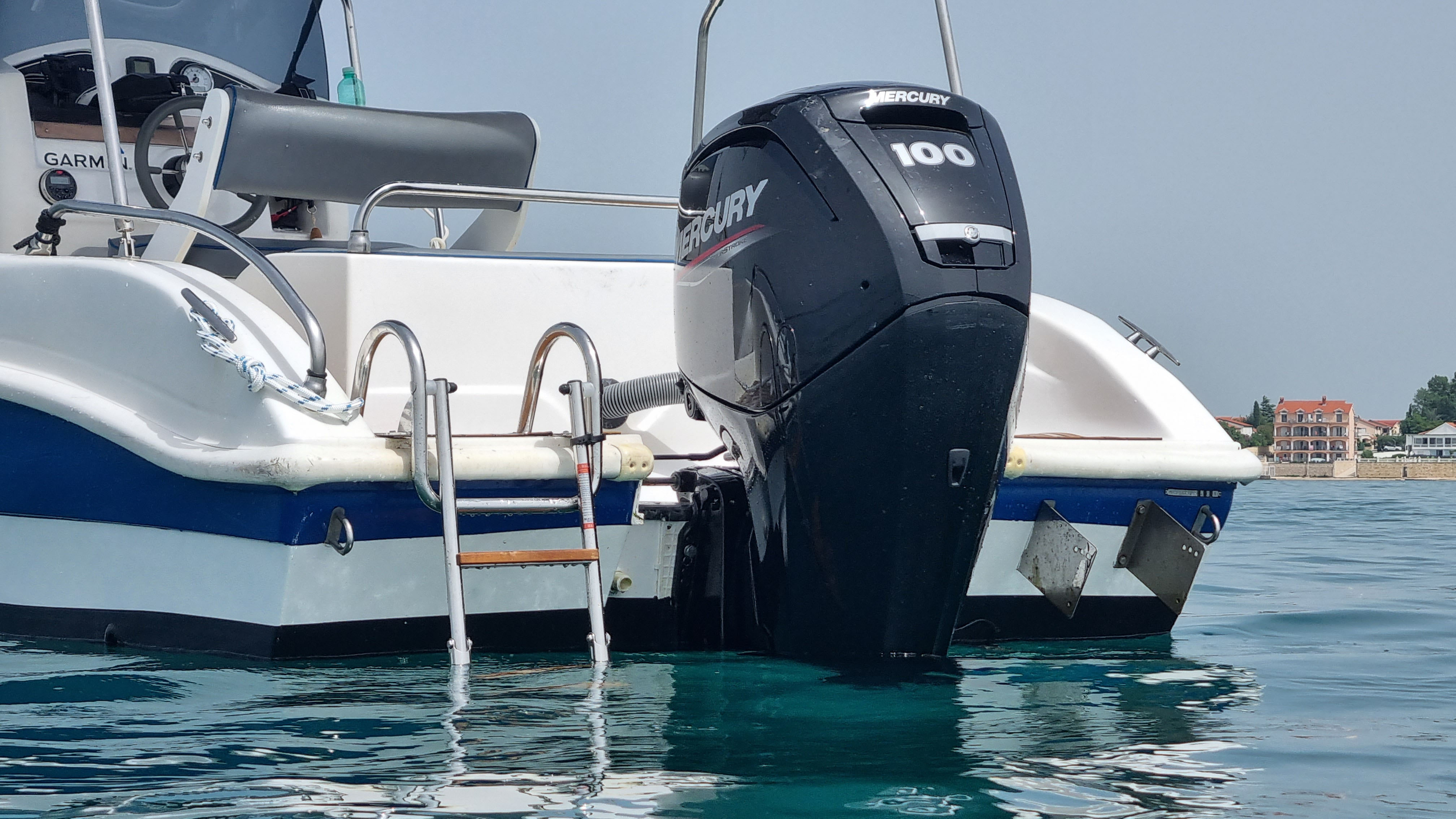 Blumax 550 Open & Mercury 100 Blumax 550 & Mercury 100